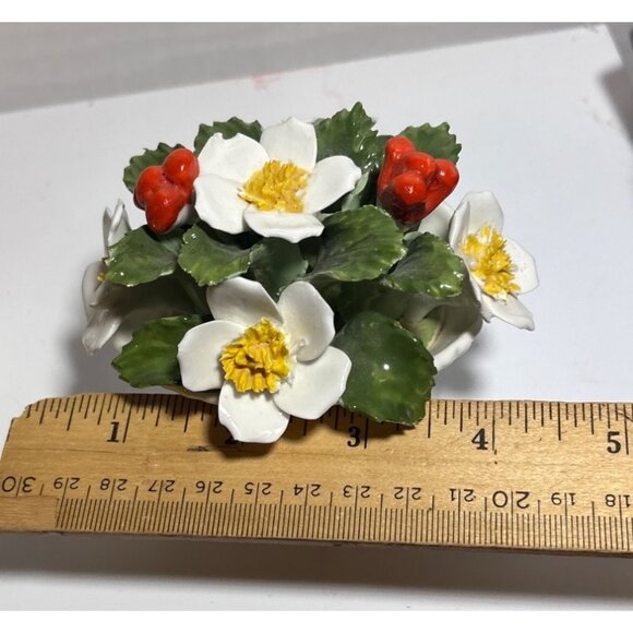Aynsley December Christmas Rose Floral Arrangement Fine Bone China 3.25" Tall - Picture 6 of 7